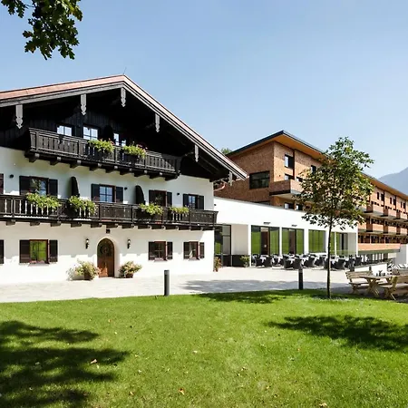 Hotel Klosterhof - Alpine Hideaway & 4*