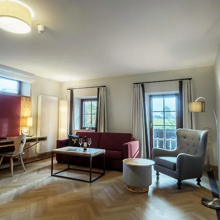Hotel Klosterhof - Alpine Hideaway &