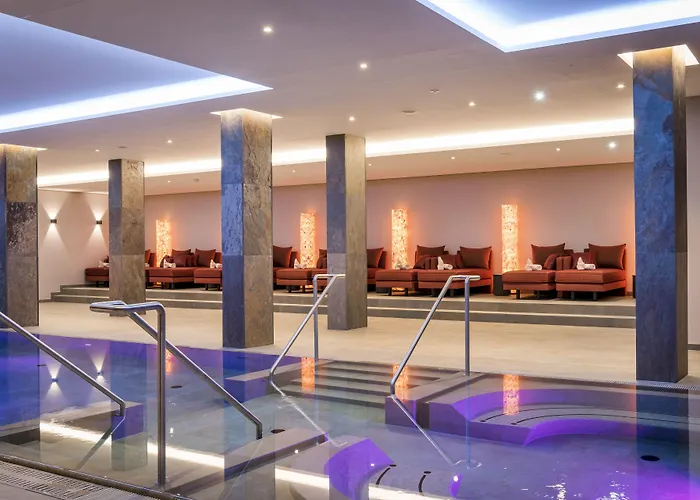 Hotel Klosterhof - Alpine Hideaway & 4*