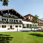 Hotel Klosterhof - Alpine Hideaway & 4*